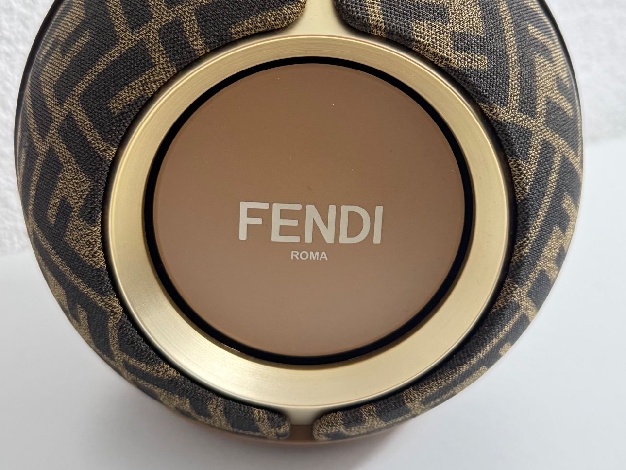 Casse acustiche: Fendi Speaker Bluetooth Design Speciale - Come Nuovo! – Usato da Büron venduto da enz_mbk6 6