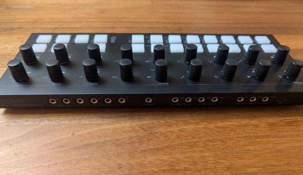 Musikinstrumente: Torso T1 - algorhytmic Sequenzer / neuwertig inkl. Garantie – Neu (gemäss Beschreibung) aus Solothurn von PHEG 1