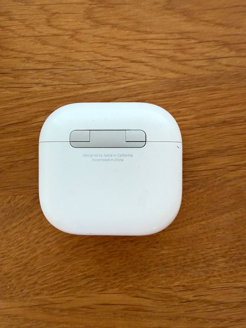 Apple Casques audio: APPLE AirPods 4 Charging Case – D'occasion à Lausanne par Nine1982 5