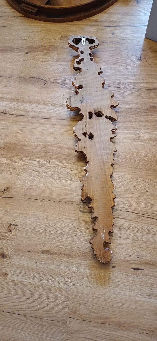 Tutte le decorazioni: Schöne geschnitzte Holzverzierung – Usato da Flawil venduto da Naphtali 6