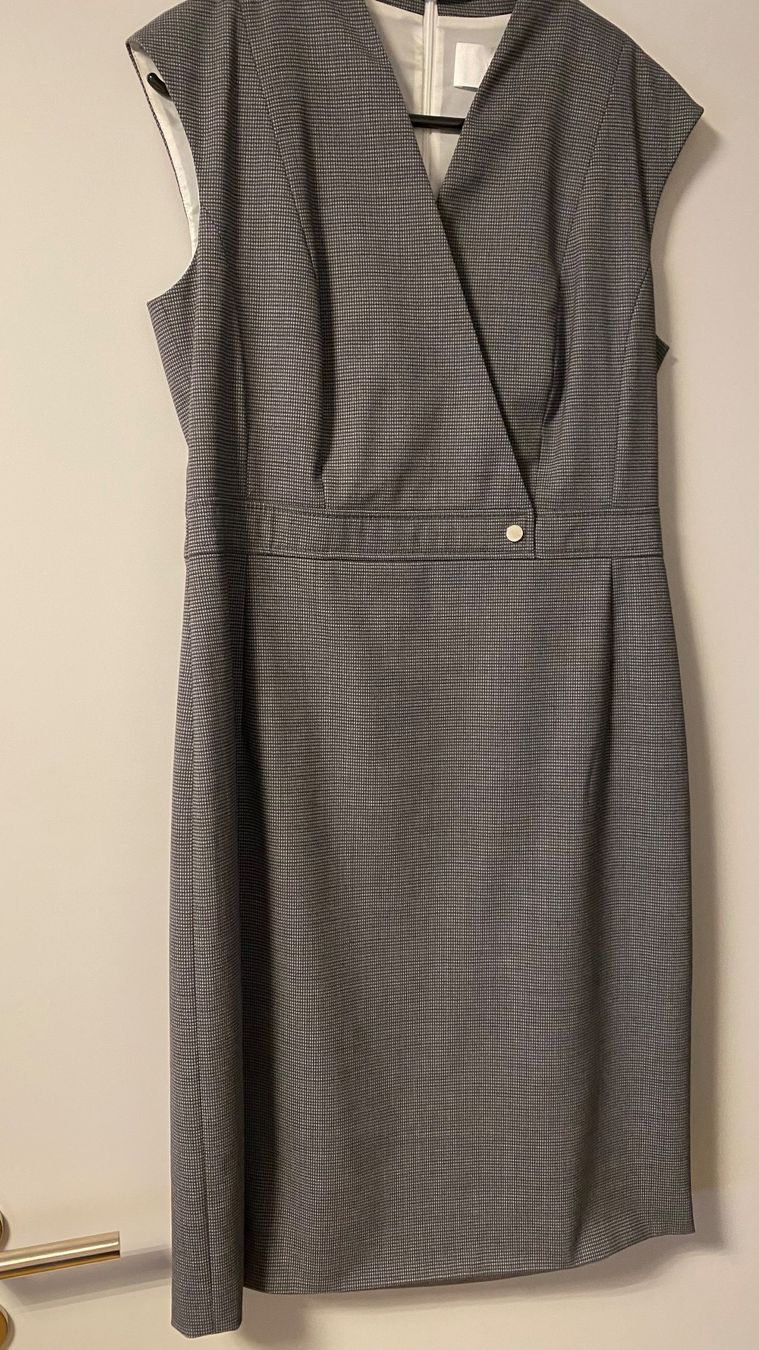 Hugo Boss Vestiti: Kleid mit Karomuster von BOSS – Usato da Starrkirch-Wil venduto da sclupain
