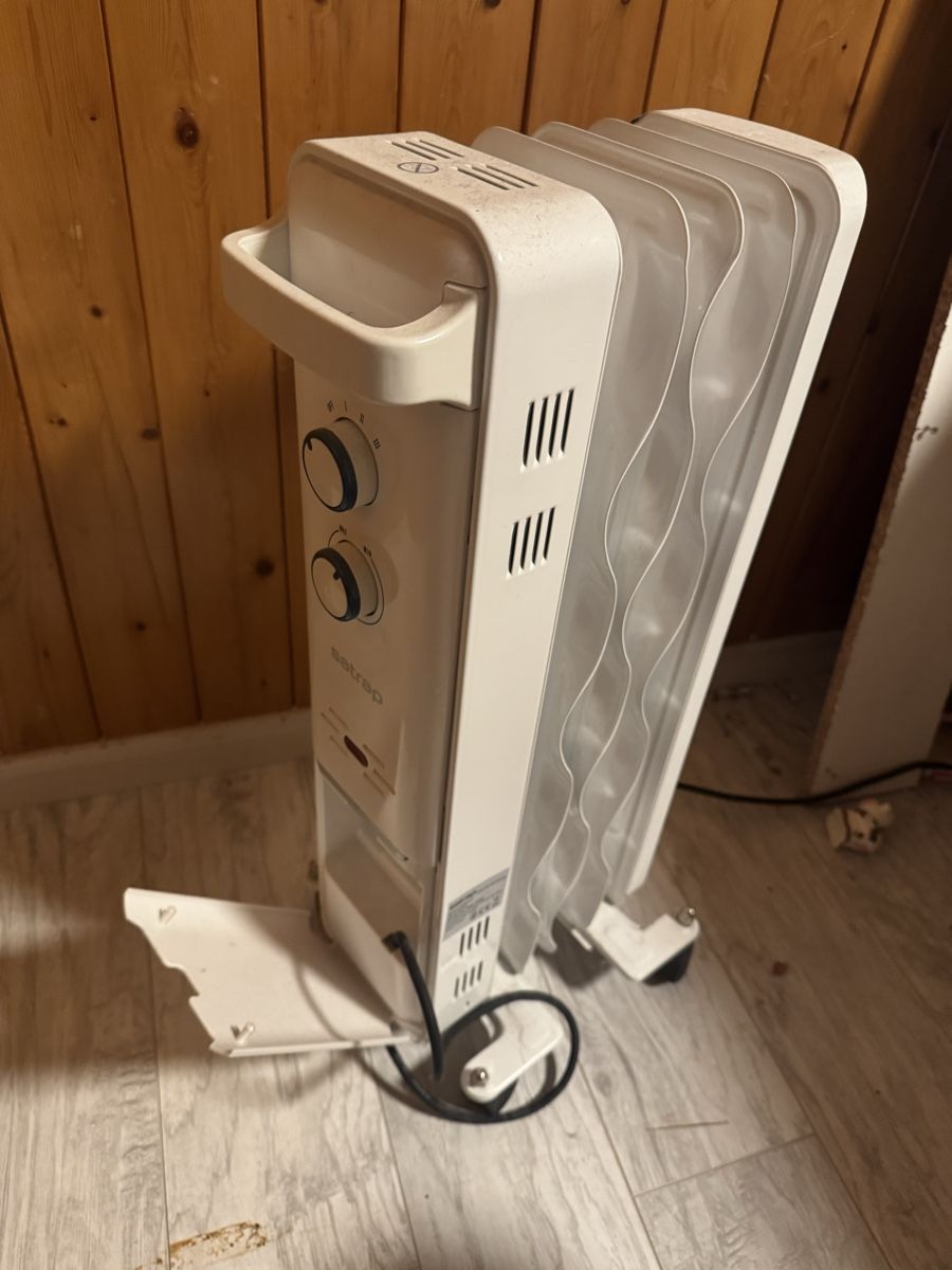 Radiatori: Satrap Radiator, Heizkörper , Top Zustand! – Nuovo (secondo la descrizione) da Beinwil am See venduto da spontivonti 2