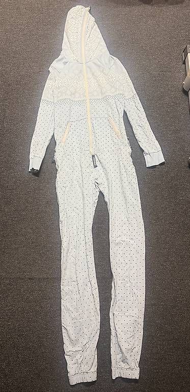Jumpsuits: Onepiece Winterlook, M – Gebraucht aus Hütten von Mber80