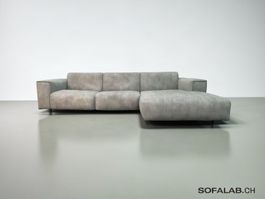 Moderns Ecksofa grau mit Chaiselongue