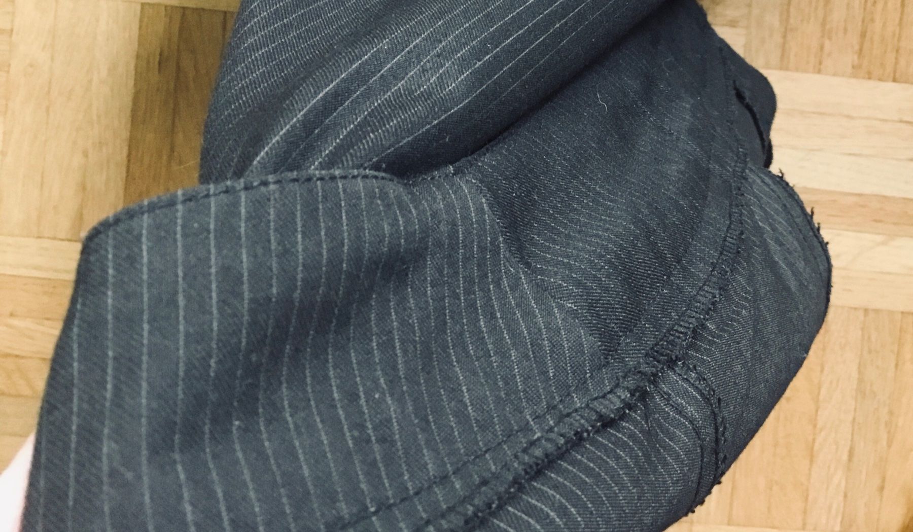 Hosen: Sublime pantalon DECA de qualité rayé gris, M, valeur 159.- – Neu (gemäss Beschreibung) aus Genève von Mazelyne 3