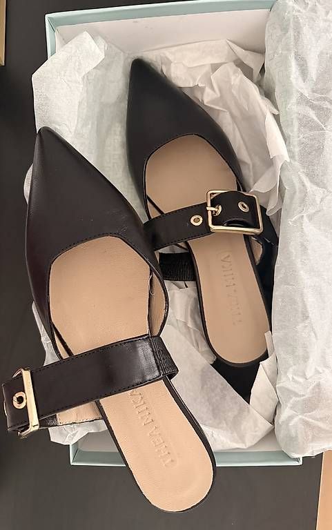 Scarpe da donna: SCHWARZE THEA MIKA MULES AVENA – Nuovo (secondo la descrizione) da Luterbach venduto da kikiic