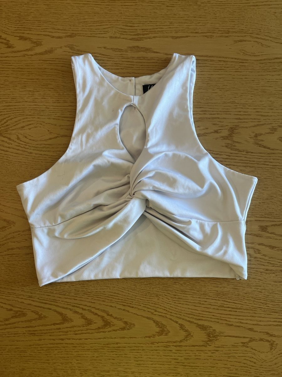 Kleiderpakete: Lots deux tops  – Gebraucht aus Courgenay von tat_w5vc 1