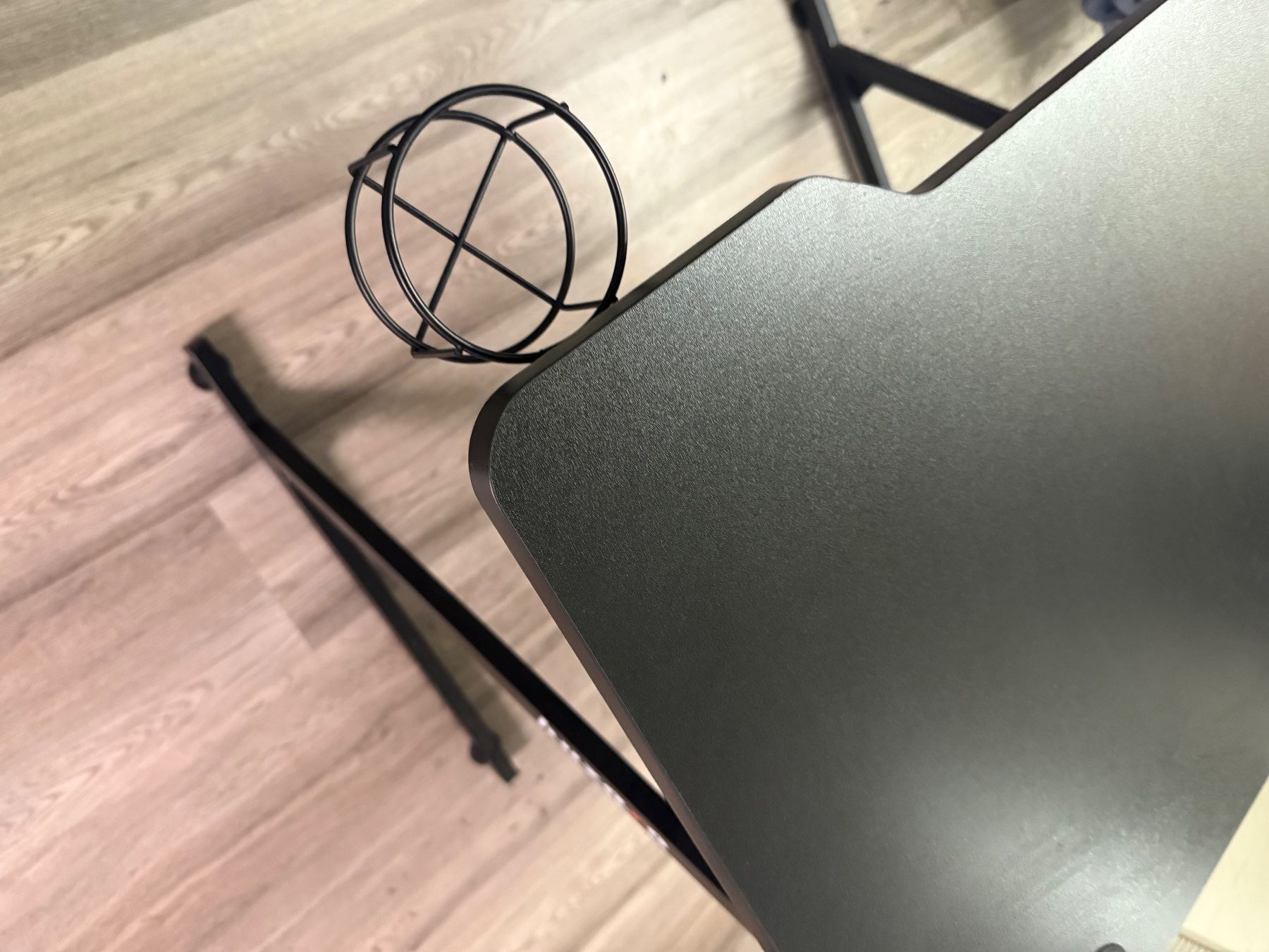 Tavoli: Huzaro Hero 1.8 Gamingtisch – Usato da Fehraltorf venduto da dai_rth8 1