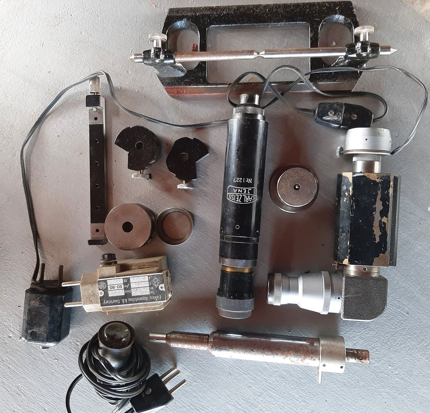 Mesurer: Microscope de mesures d'atelier – D'occasion à Orbe par jean110