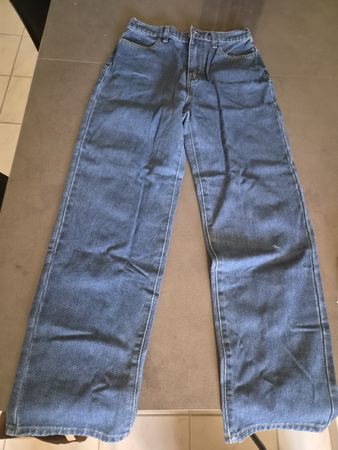 jungs jeans , breit, grösse S NEU