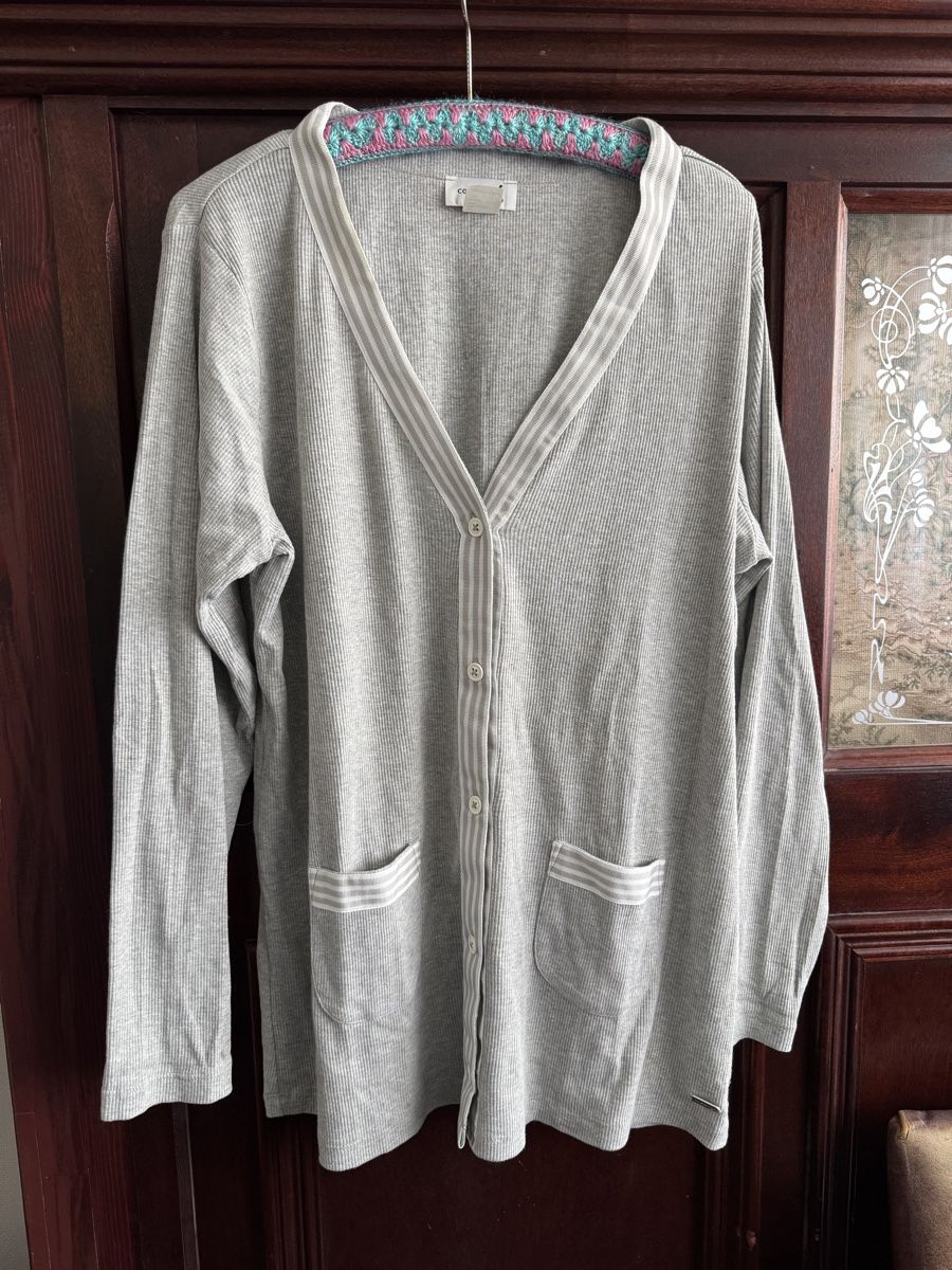 Vestes: Collection L Strickjacke Cardigan – D'occasion à Obfelden par tan_9lj9