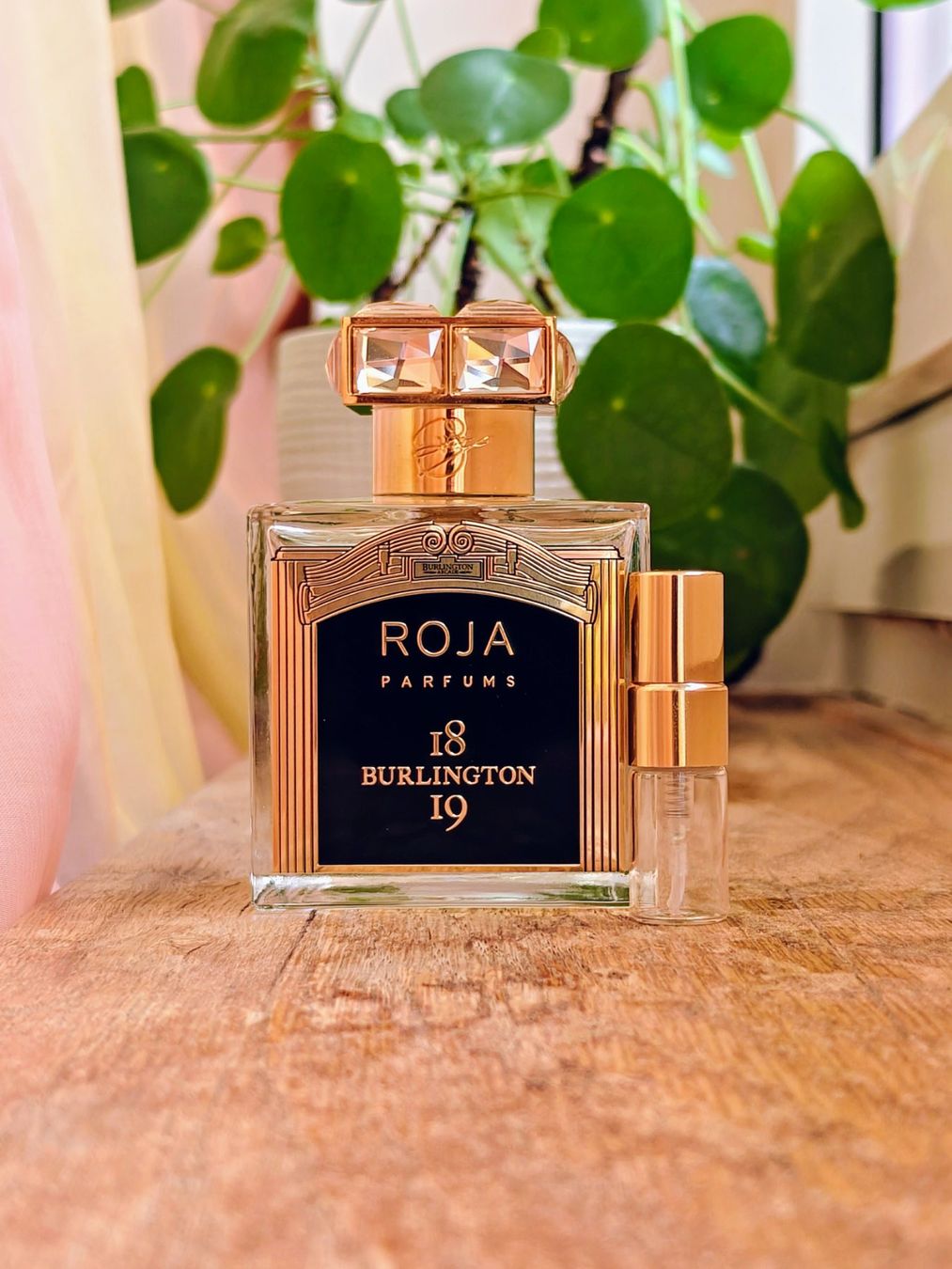 Roja Profumi & Eau de Toilette: 2ml Parfümprobe Roja Burlington 1819 – Usato da Bern venduto da BlackMilk24