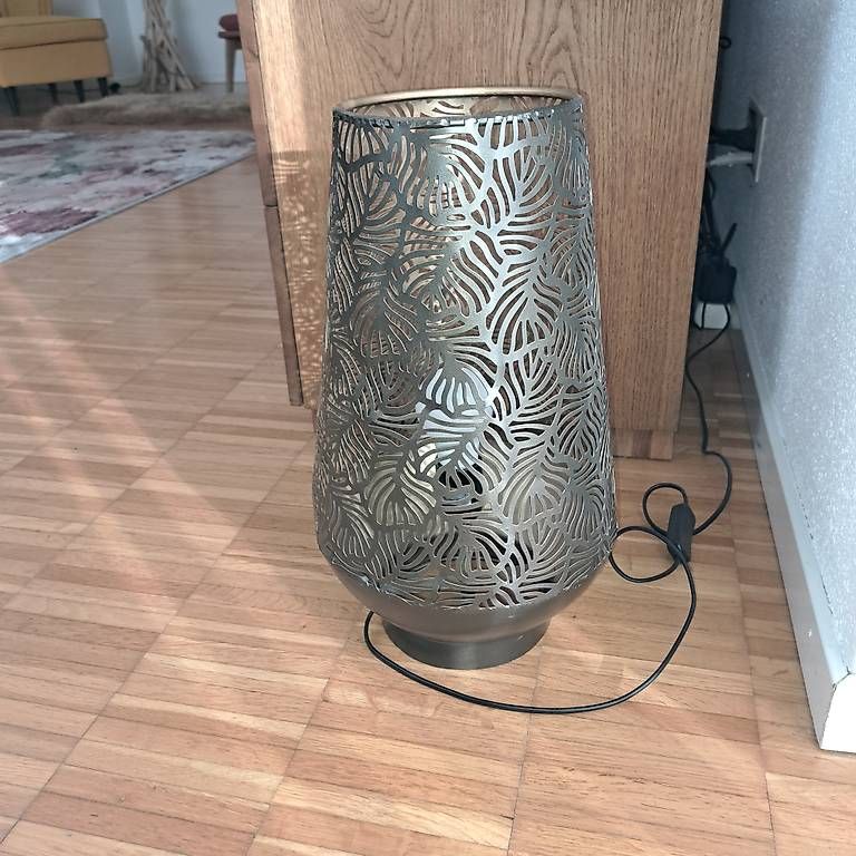 Lampen: Stehlampe – Gebraucht aus Neftenbach von sam_jbb5 2