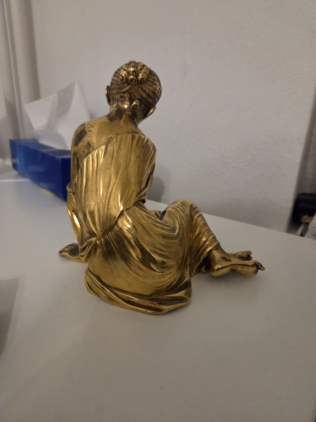 Figuren: Sitzende Frauenfigur aus Bronze  – Gebraucht aus Dietikon von Allegra34 2