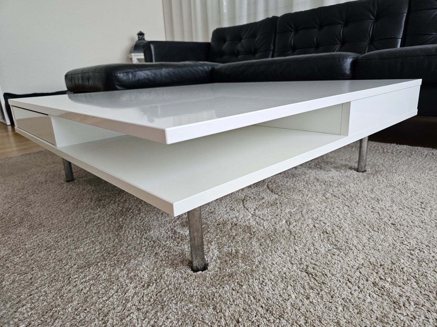 Ikea Tavoli: TOFTERYD Couchtisch Hochglanz weiss – Usato da Moosseedorf venduto da alpiwalk 4