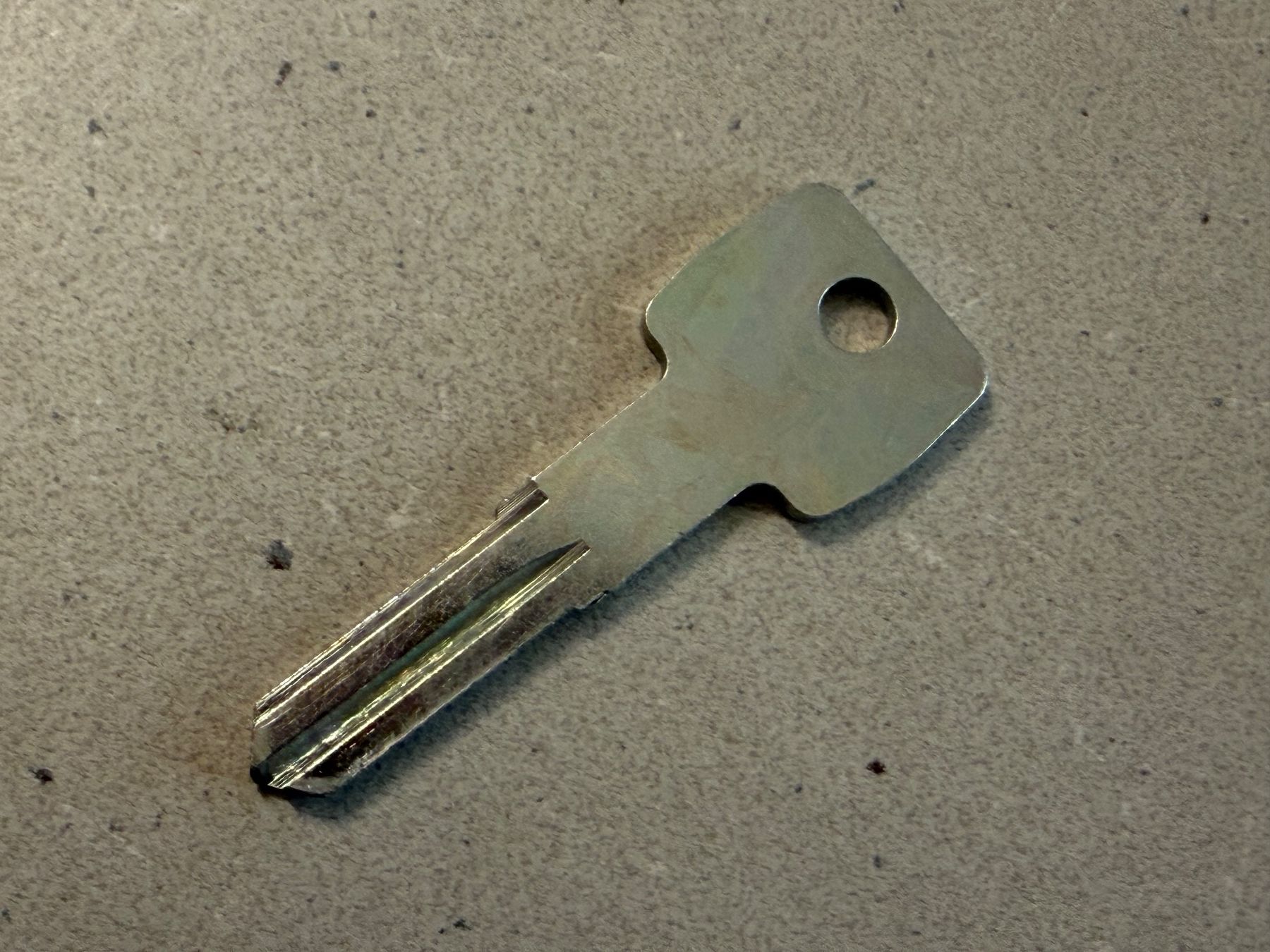 Thule Barres de toit: THULE CHANGE KEY – D'occasion à Reiden par asdf1692 1
