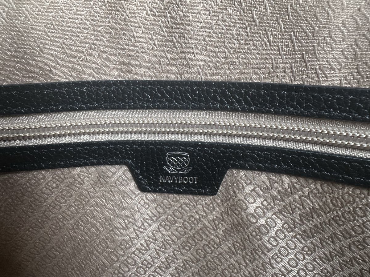 Navyboot Valigie & Borse: Navyboot Laptop Tasche – Usato da winterthur venduto da pompowerpuff 3