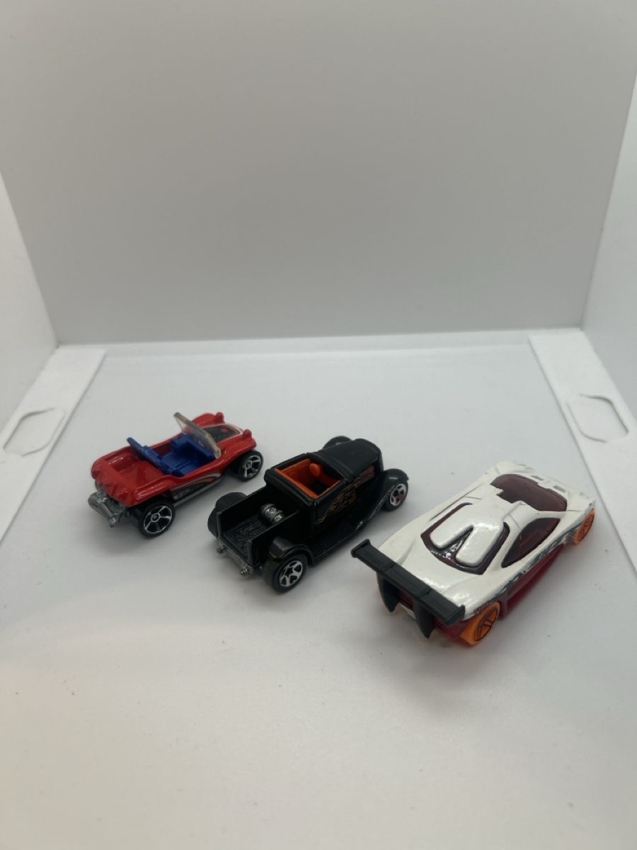 Hot Wheels Modellini d'auto: 3 x Hot Wheels Cars – Usato da Gorduno venduto da dm0320 1