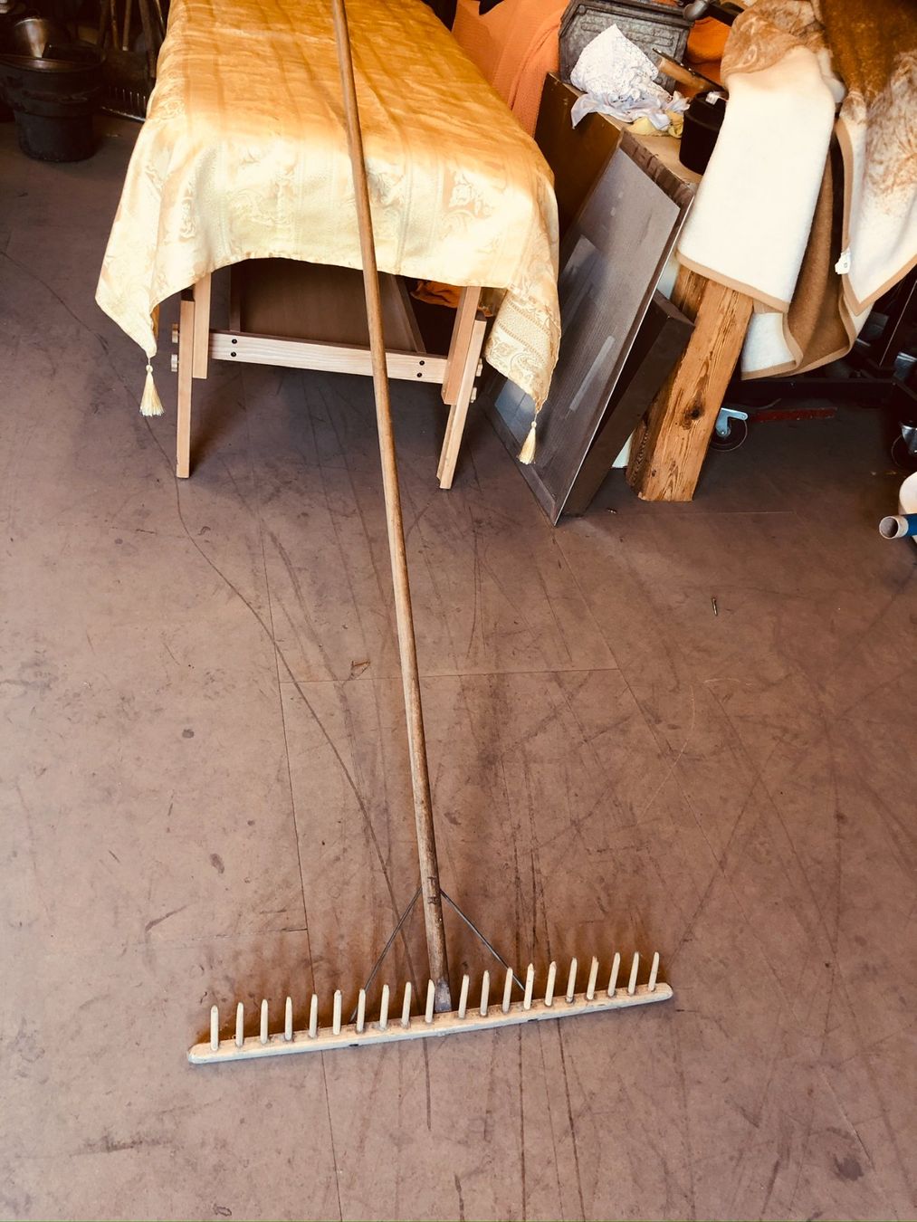 Tous les outils: 4 Holzzinkenrechen – D'occasion à Haslen GL par Willi17 2