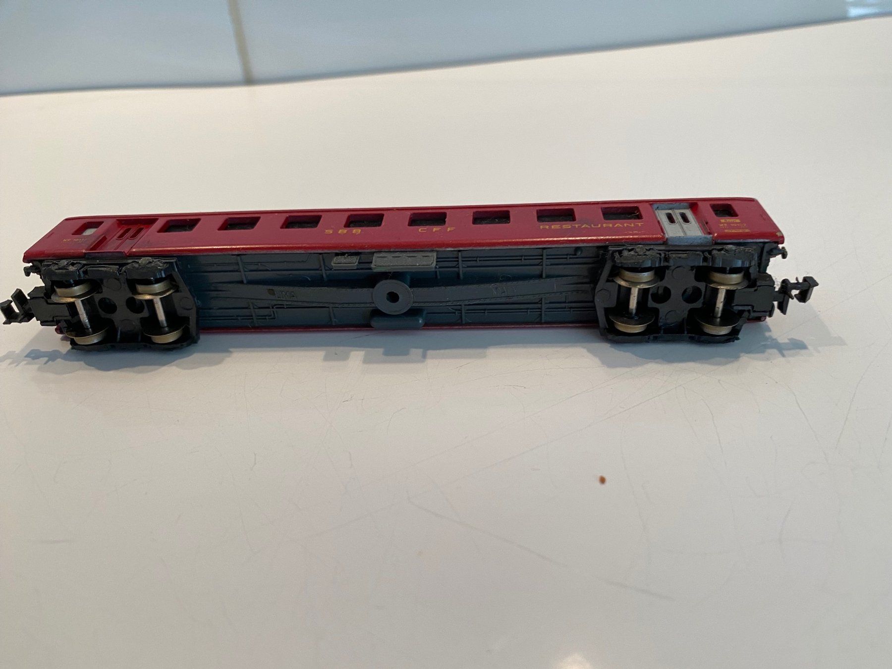 Lima Modellini di ferrovie: SBB Speisewagen Lima Spur N 380 – Usato da Kerzers venduto da tisyayasuBE 3