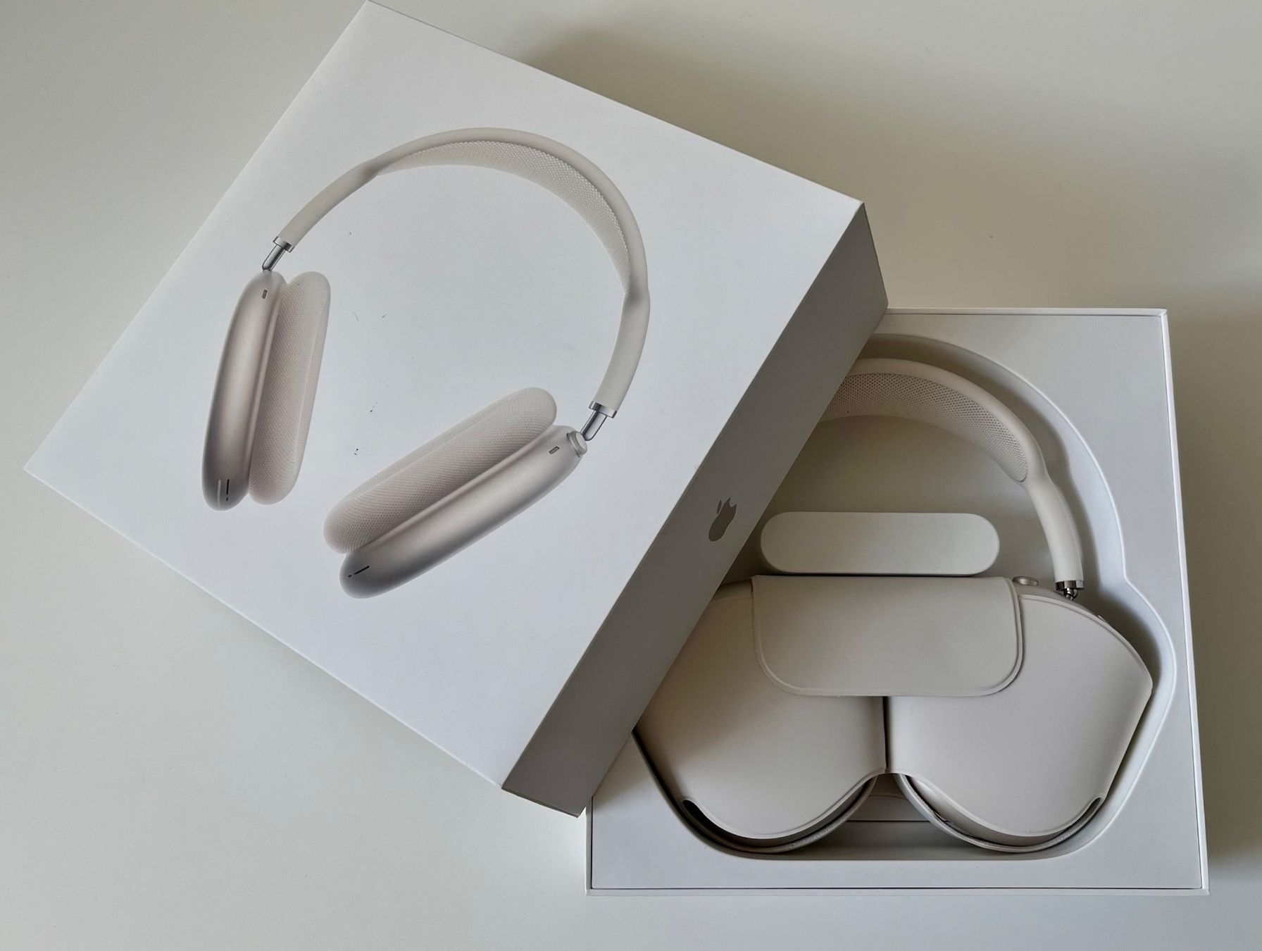 Apple Casques audio: Apple AirPods Max (USB-C) – Neuf (Voir description) à Adetswil par if0else