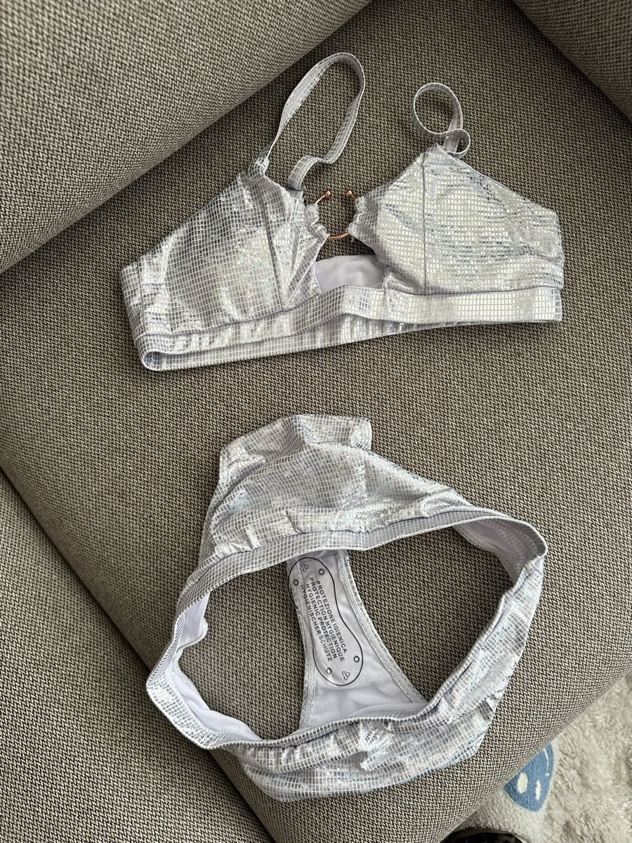 Costumi da bagno & Bikini: Silberner Glitzer Bikini, neuwertig, Grösse M, Sommer – Nuovo e nell'imballaggio originale da Dübendorf venduto da Magis_Stuff 2