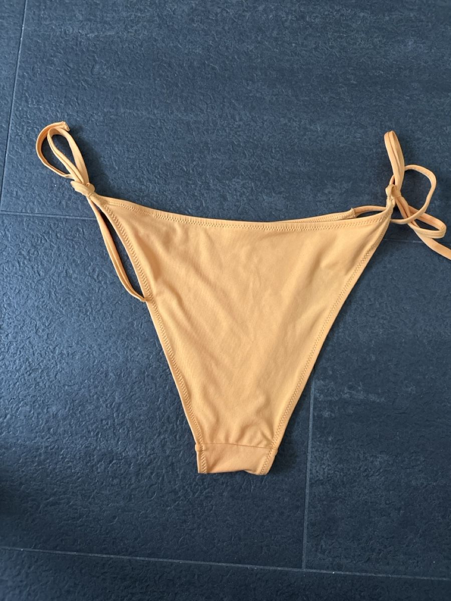 Badekleider & Bikinis: Bikinihose S 36 – Gebraucht aus Sarnen von leonie.vera 2