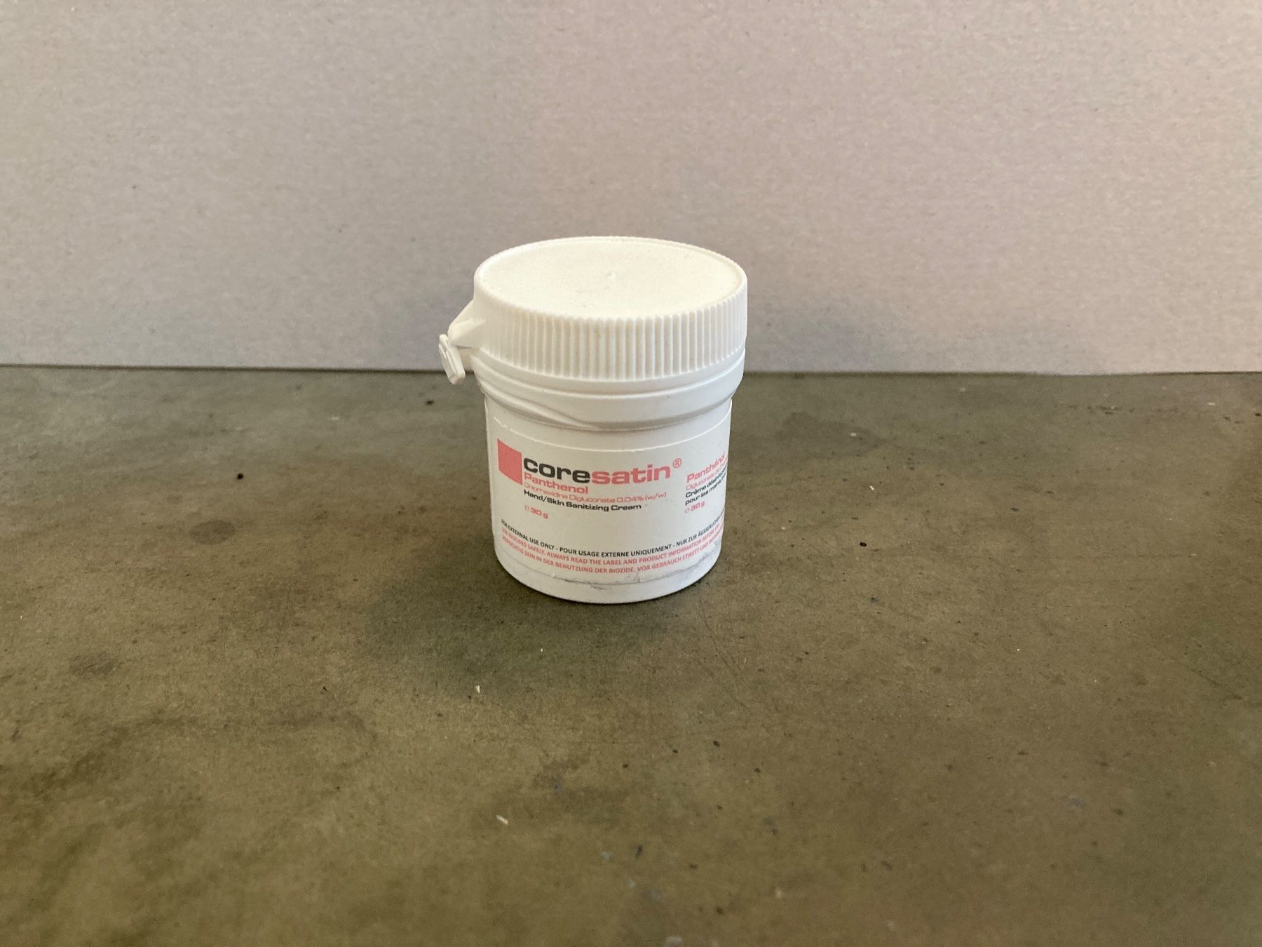 Feuchtigkeitspflege: CoreSatin Handcreme Panthanol – Neu und originalverpackt aus Winterthur von ele_ct6p