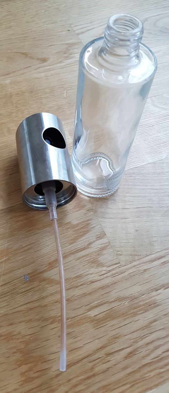 Sonstige Tabakwaren: Zeller Present - Pulvérisateur, 100ml – Gebraucht aus Genève von valmath 2