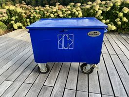 Rollcontainer z.B. für Pferdefutter / ALFAKO Futterwagen