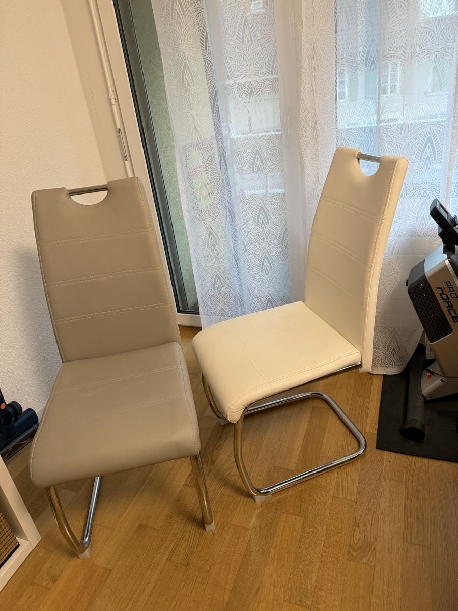 Chaises: 4 Freischwinger Stühle – D'occasion à Thun par jan_82tc