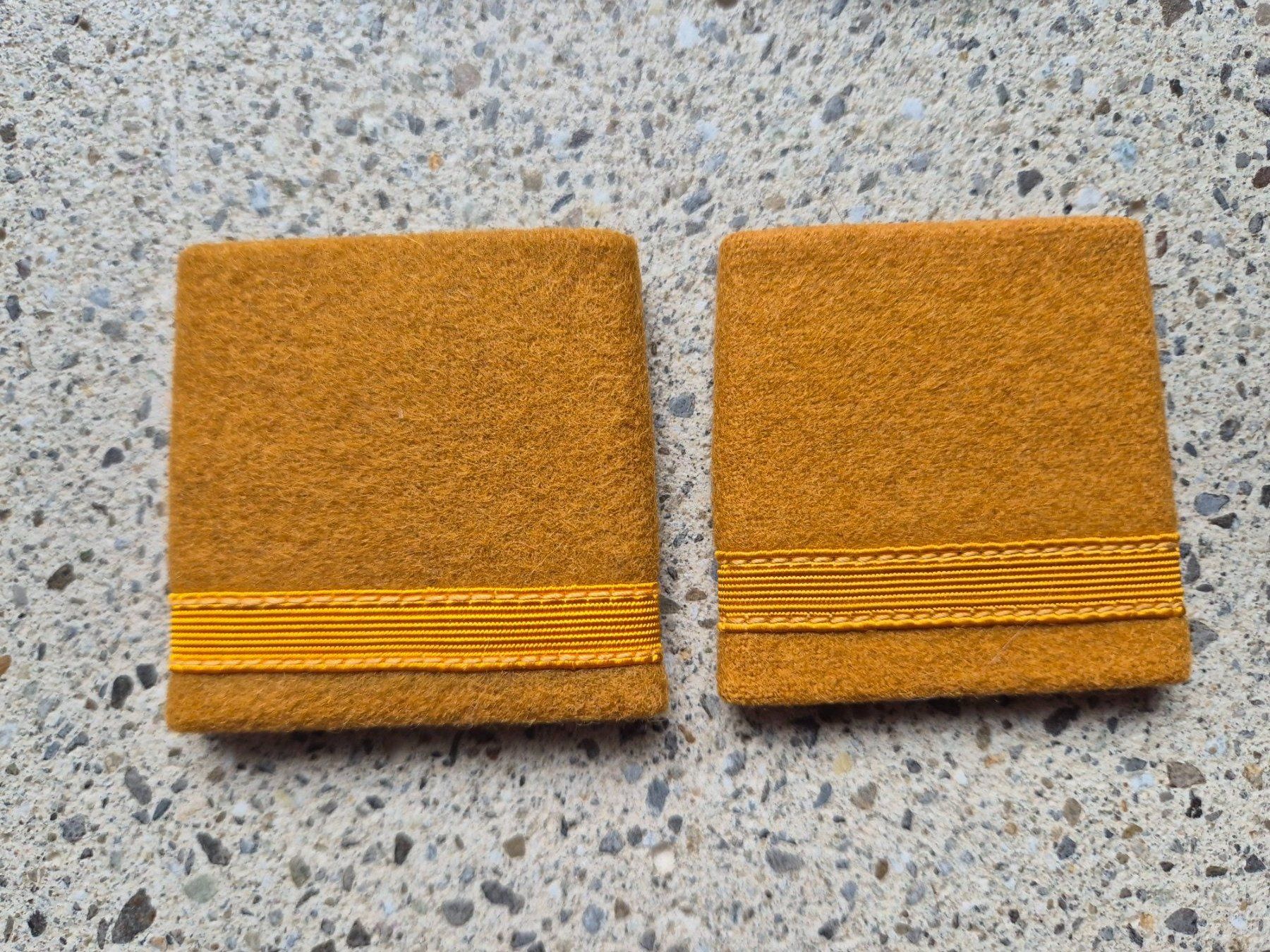 Schweizer Armee Placchette & Badge: Gradabzeichen Patten Set Major Militärpolizei – Nuovo e nell'imballaggio originale da Riedholz venduto da fr_sIruP