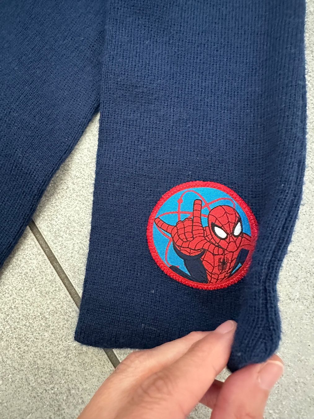 Autres vêtements garçon: Warmer Spiderman Schal – D'occasion à Illnau par Xanny777 2