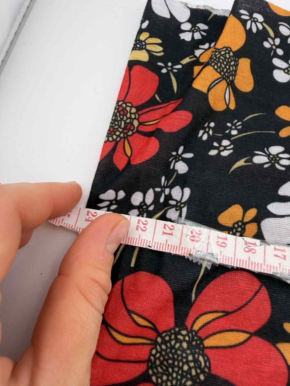 Foulard & Sciarpe: Usha Damen Schal neue ✅ – Nuovo e nell'imballaggio originale da Riehen venduto da ann_76jw 1