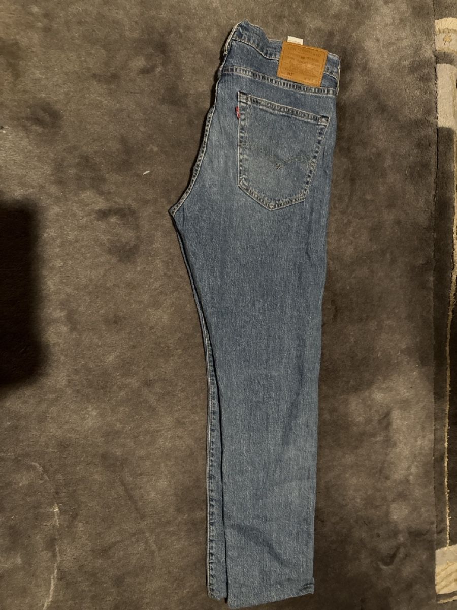 Levi's Jeans: jeans levis – Usato da Lausanne venduto da def_7qwq