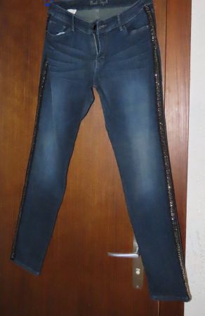 Jeans femme Black Tape, taille 40, coupe skinny, neuf!