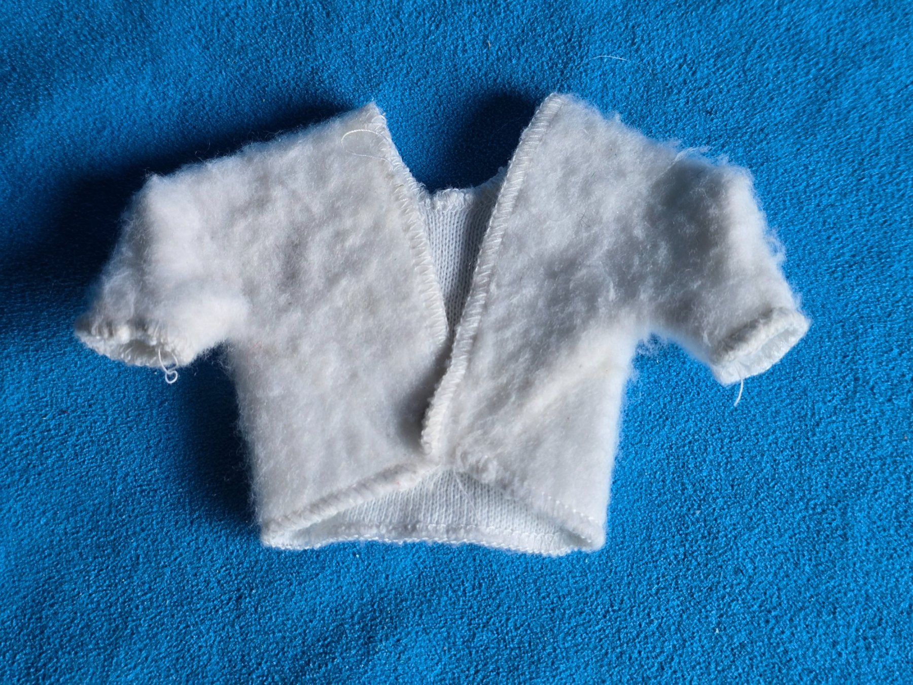 Bambole: Haut blanc pour poupée Barbie avec perles – Usato da versoix venduto da moonkey02 2
