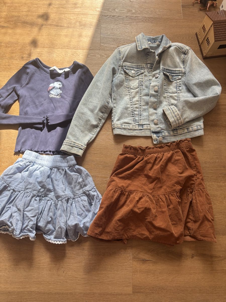 H&M Lotti & Set di vestiti: Mädchen Kleiderset Gr. 122/128 – Usato da Netstal venduto da ali_x5fx