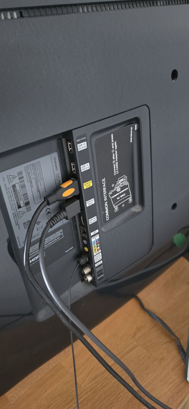Samsung Televisori: Samsung TV 43Zoll – Usato da Buchs AG venduto da Manu827 1