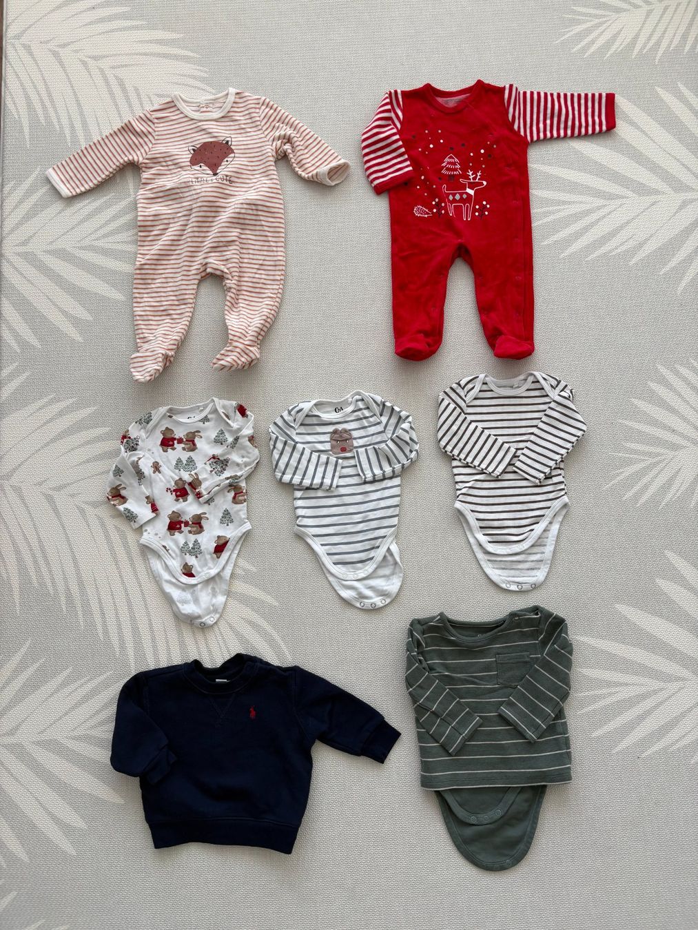 Lotti & Set di vestiti: Winterkleider Baby Grösse 68 – Usato da Fislisbach venduto da Nelehmu 2