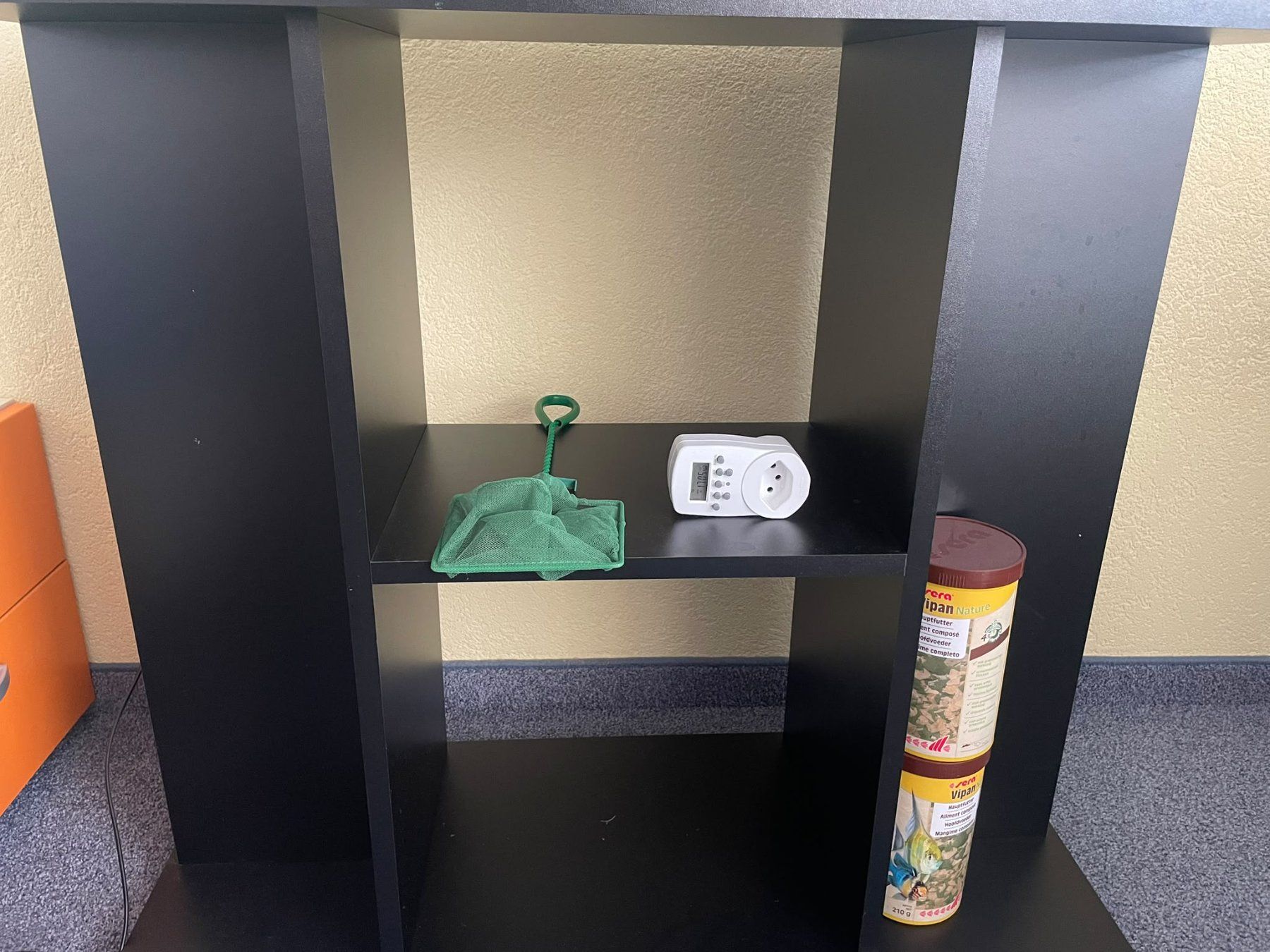 Juwel Aquarium: Aquarium mit Gestell – D'occasion à Wetzikon ZH par and_7xqs 1