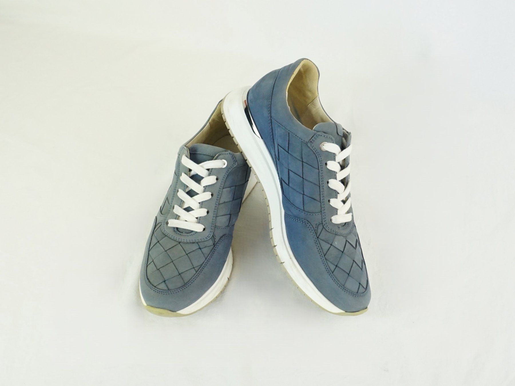 Gabor Chaussures femmes: Blaue Sneakers Gabor – D'occasion à Pratteln par Restwert_Pratteln