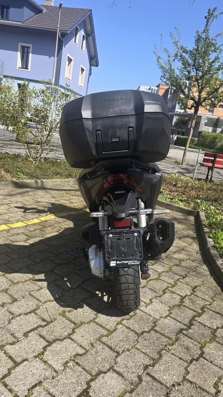 Honda Scooter: Honda ADV 350 A – Usato da Rothenburg venduto da Jsd29 2