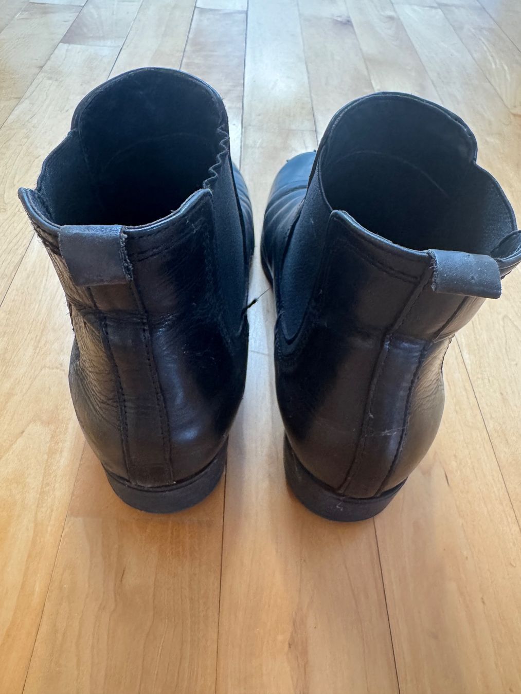 Damenschuhe: Stiefeletten Leder Schwarz Grösse 39 – Gebraucht aus Urdorf von roses202 2