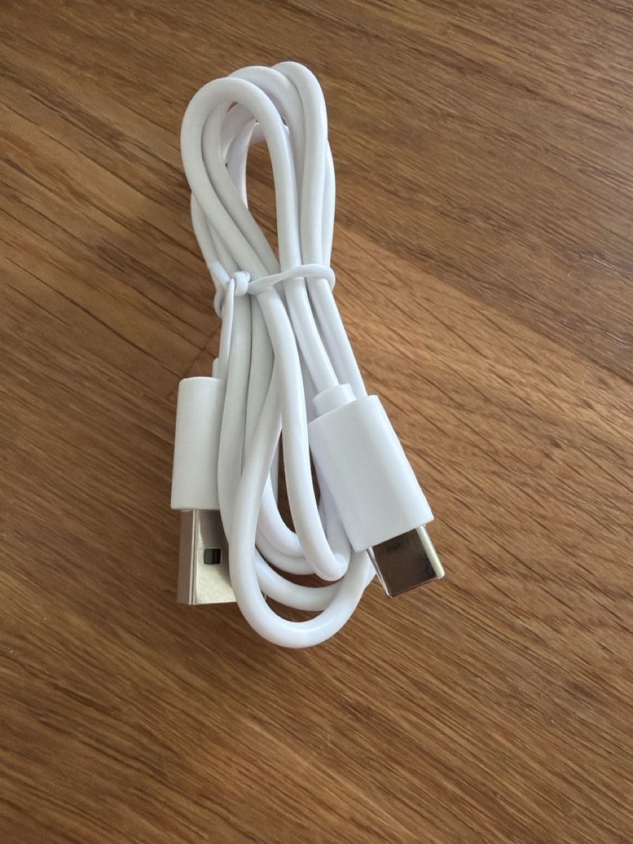 Cavi: Neues USB-C Ladekabel, weiss – Nuovo (secondo la descrizione) da Zürich venduto da blancali 1