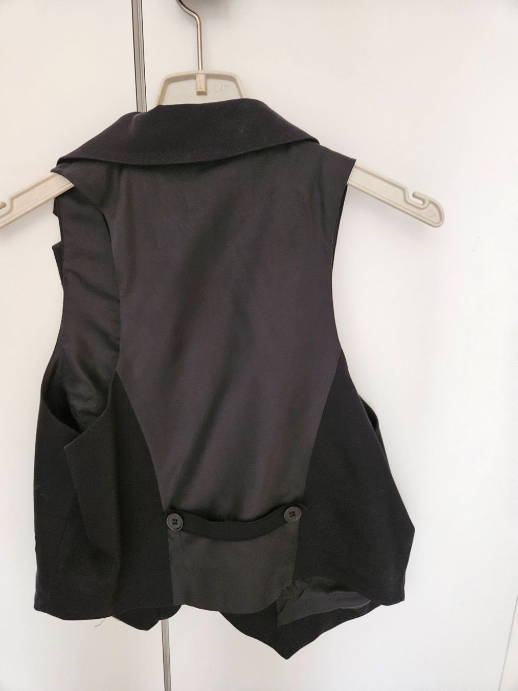 H&M Gilet & Giacche senza maniche: Gilet – Usato da Chavannes-près-Renens venduto da Trent2010 1