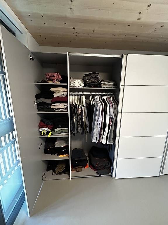 Armoires: Kleiderschrank – D'occasion à Thal par dome.hae 2