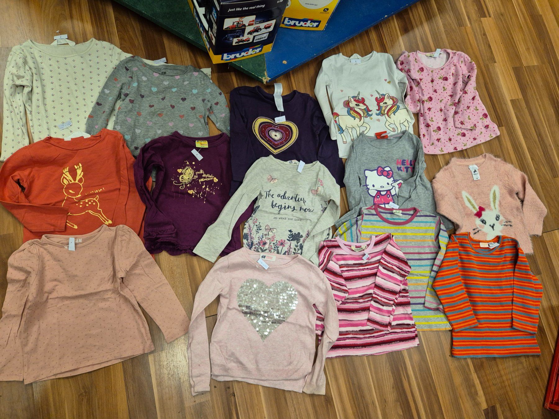 Maglioni & Felpe: 3 Sweatshirt /Pullover gr 98 nach Wahl B12A – Usato da Schwarzenburg venduto da flamingo1970