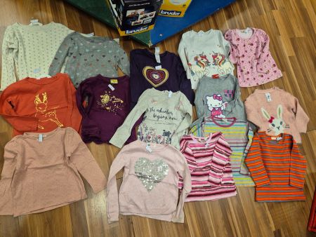 3 Sweatshirt /Pullover gr 98 nach Wahl B12A