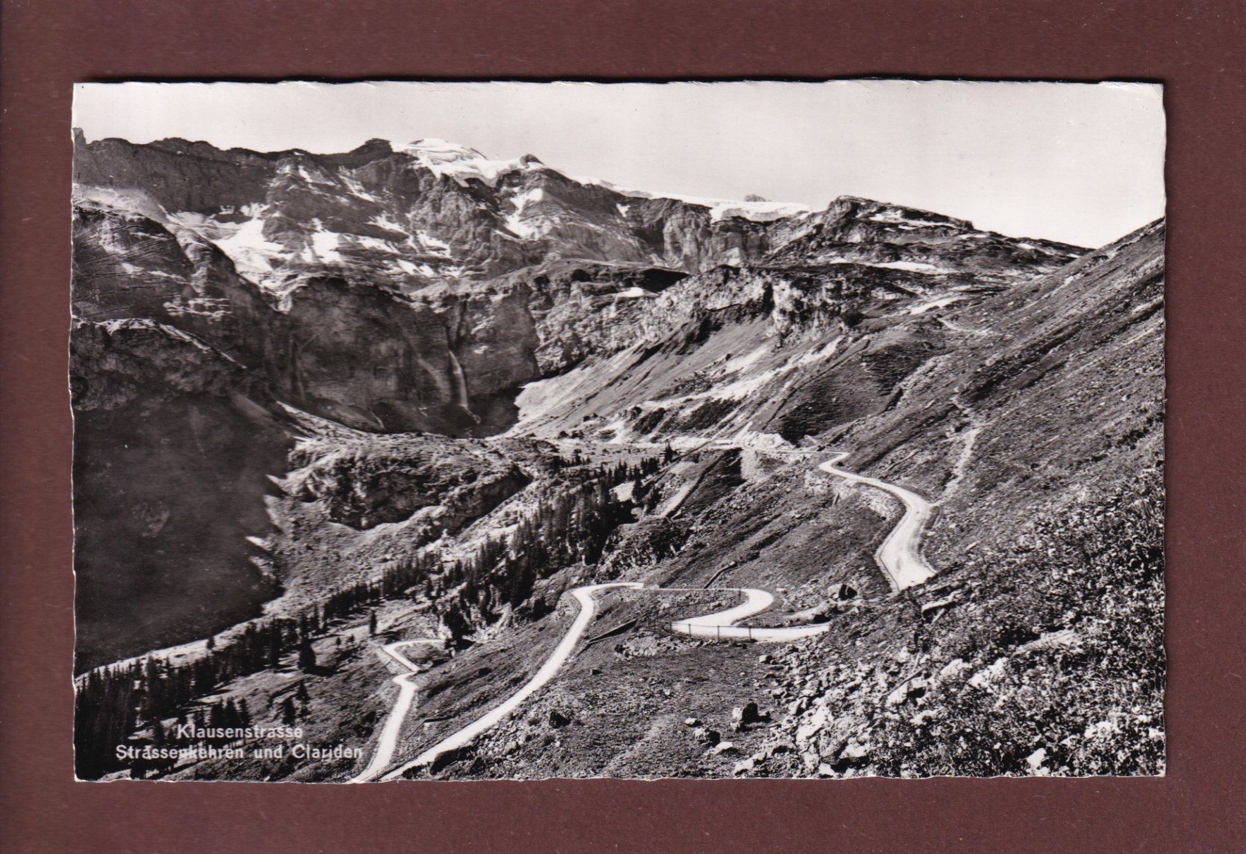Cartoline postali: KLAUSENSTRASSE - Clariden – Usato da Pully venduto da nicecards